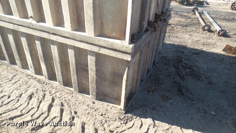 image for item DX9972 Underground fiberglass vault