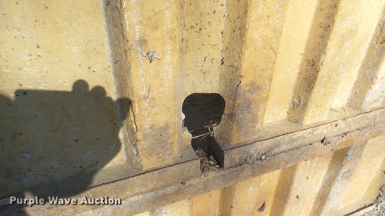 image for item DX9972 Underground fiberglass vault