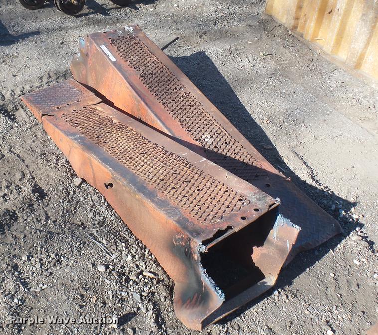 image for item DX9973 (2) steel ramps