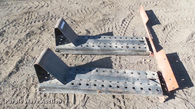 image for item DX9976 (2) steel ramps
