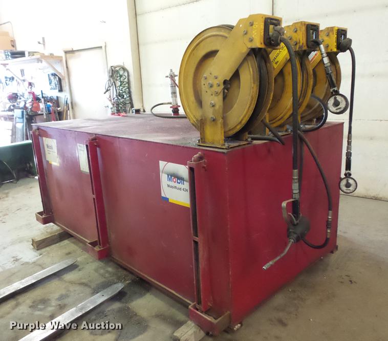 image for item EA9625 Lube tank