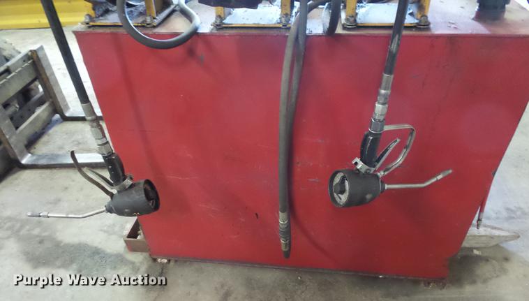 image for item EA9625 Lube tank