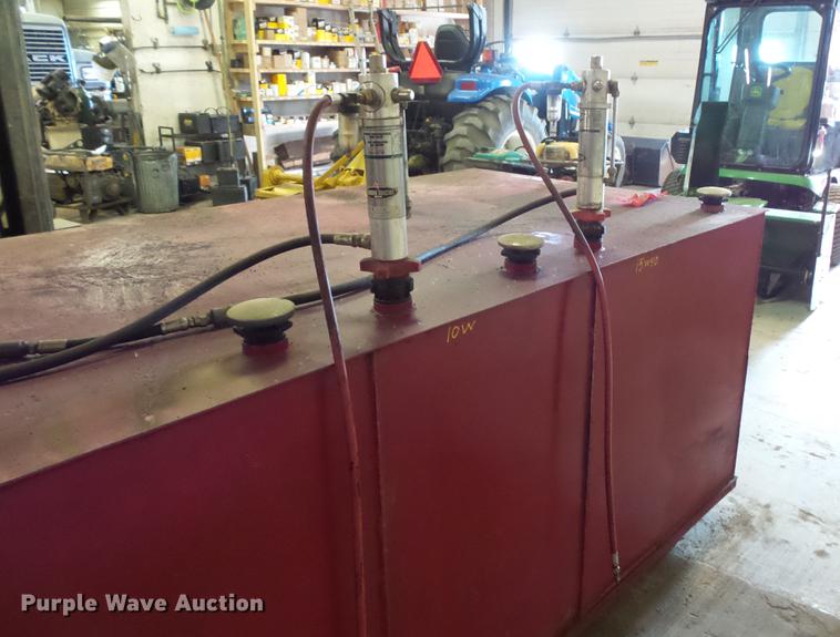 image for item EA9625 Lube tank