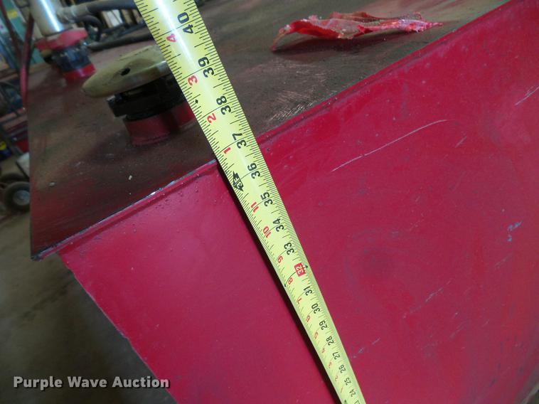 image for item EA9625 Lube tank