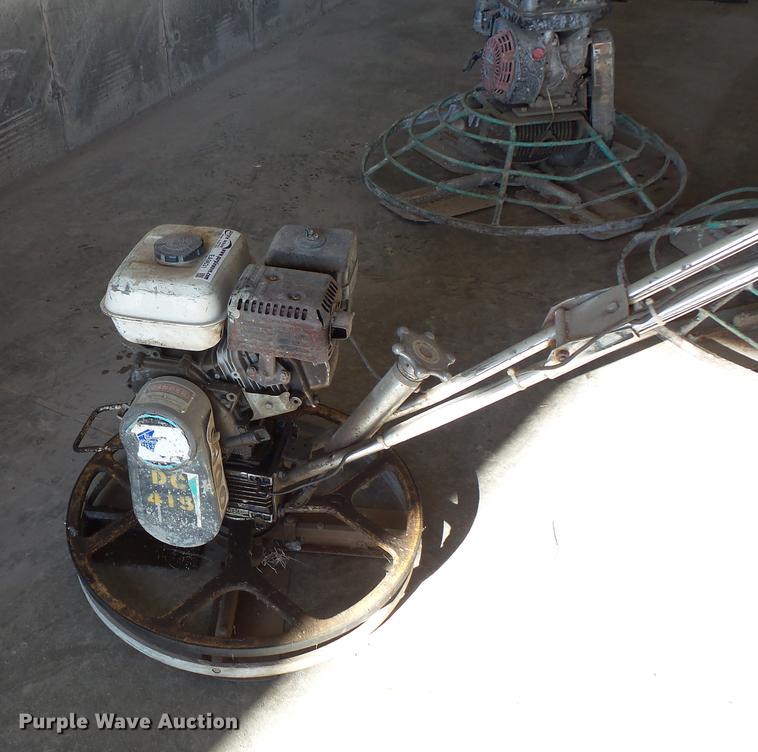 image for item EA9631 Power trowel