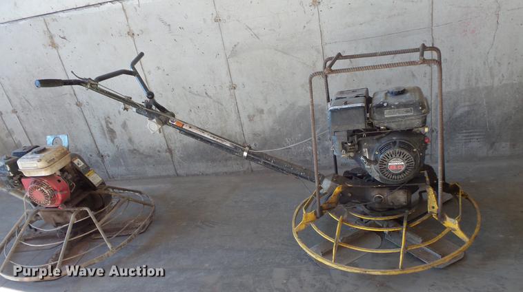 image for item EA9632 Power trowel