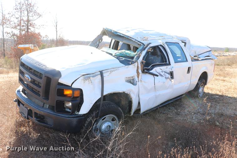 image for item EC9257 2009 Ford F250 Super Duty Crew Cab pickup truck