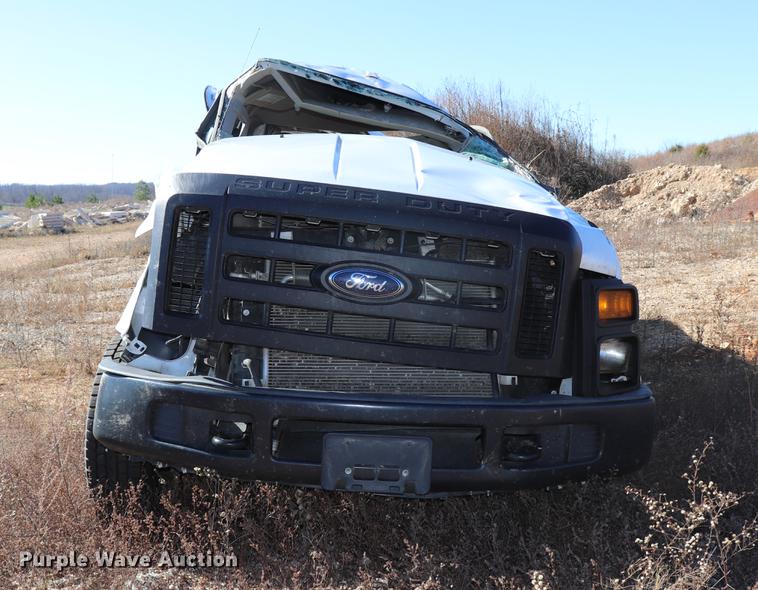 image for item EC9257 2009 Ford F250 Super Duty Crew Cab pickup truck