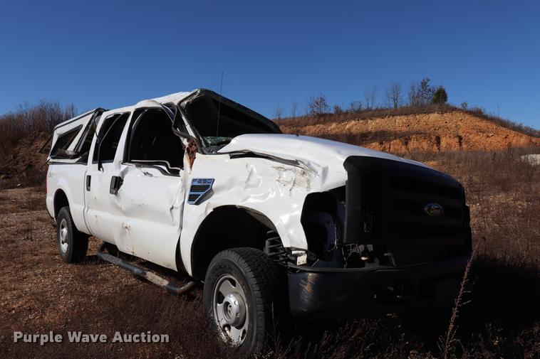 image for item EC9257 2009 Ford F250 Super Duty Crew Cab pickup truck