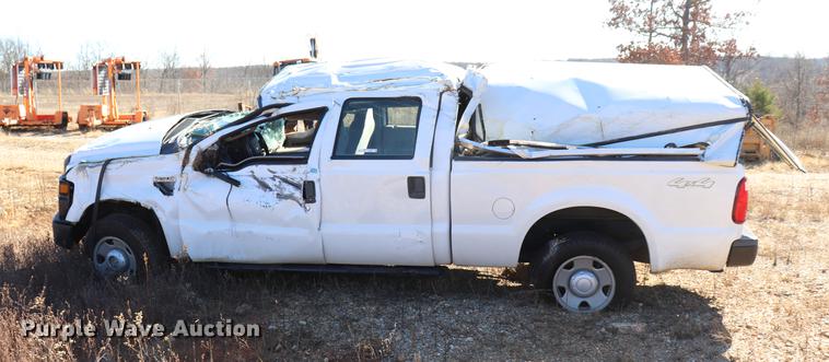 image for item EC9257 2009 Ford F250 Super Duty Crew Cab pickup truck