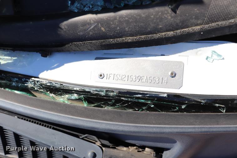 image for item EC9257 2009 Ford F250 Super Duty Crew Cab pickup truck