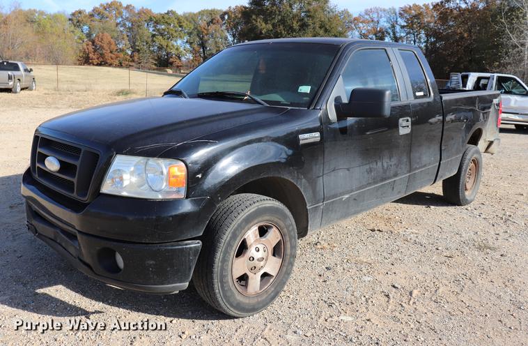 image for item EC9274 2007 Ford F150 STX SuperCab pickup truck