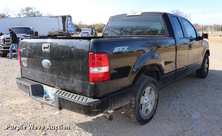 image for item EC9274 2007 Ford F150 STX SuperCab pickup truck