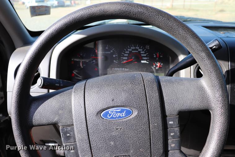 image for item EC9274 2007 Ford F150 STX SuperCab pickup truck