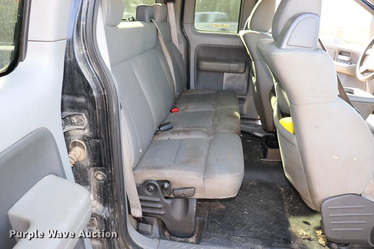 image for item EC9274 2007 Ford F150 STX SuperCab pickup truck