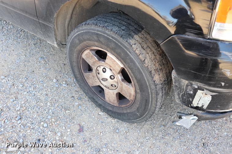 image for item EC9274 2007 Ford F150 STX SuperCab pickup truck