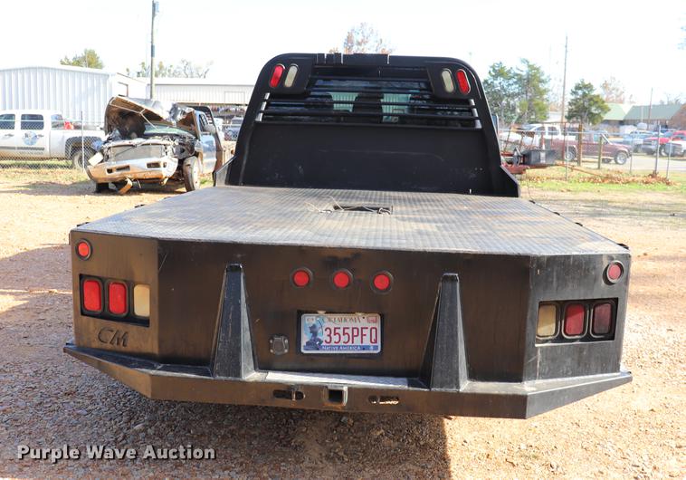 image for item EC9275 2011 Ford F350 Super Duty flatbed pickup truck