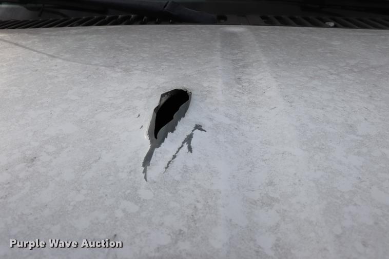 image for item EC9282 2006 Ford F350 Crew Cab pickup truck