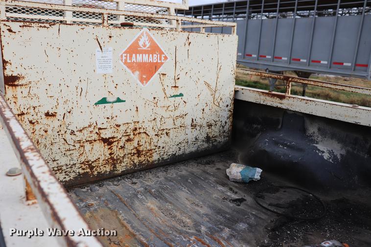 image for item EC9282 2006 Ford F350 Crew Cab pickup truck