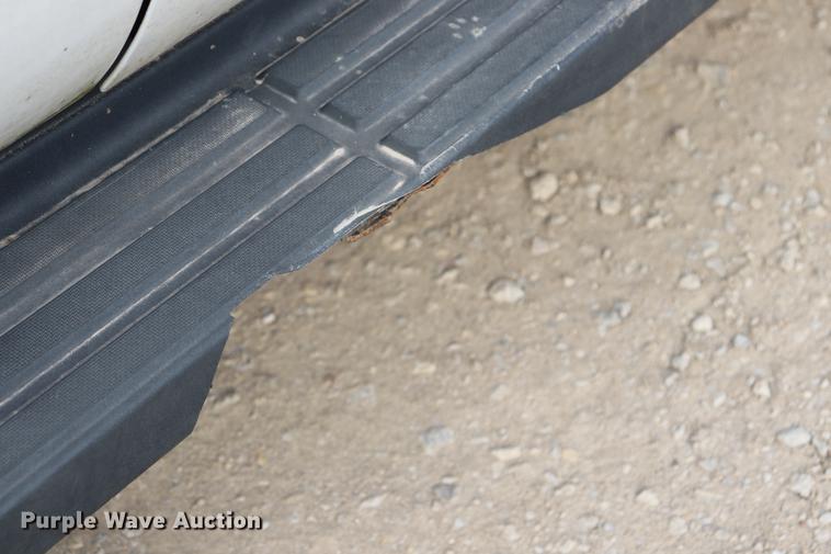 image for item EC9282 2006 Ford F350 Crew Cab pickup truck