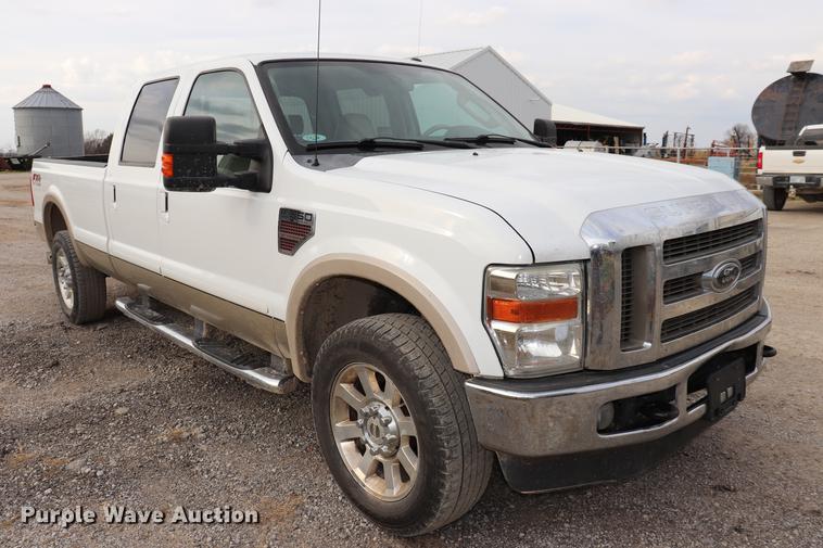image for item EC9283 2010 Ford F350 Super Duty Crew Cab pickup truck