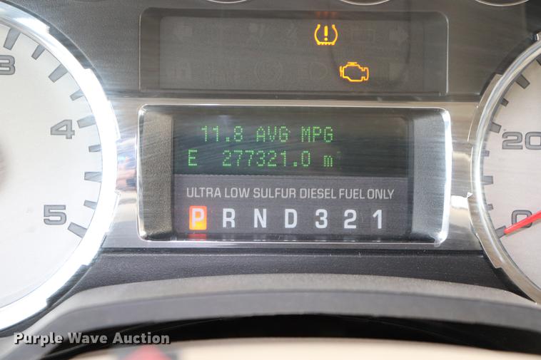 image for item EC9283 2010 Ford F350 Super Duty Crew Cab pickup truck