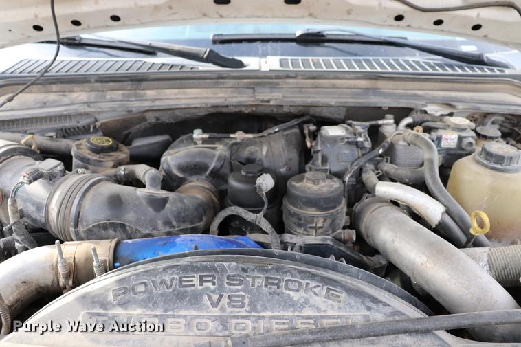 image for item EC9283 2010 Ford F350 Super Duty Crew Cab pickup truck