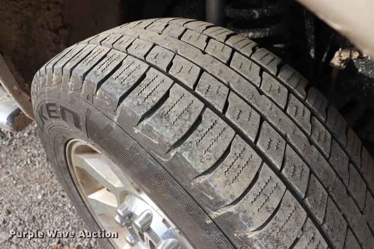 image for item EC9283 2010 Ford F350 Super Duty Crew Cab pickup truck