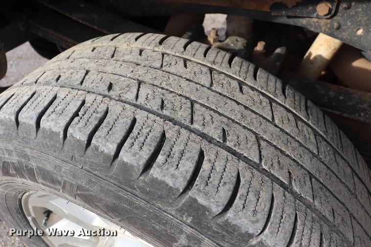 image for item EC9283 2010 Ford F350 Super Duty Crew Cab pickup truck