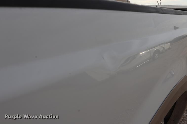 image for item EC9283 2010 Ford F350 Super Duty Crew Cab pickup truck