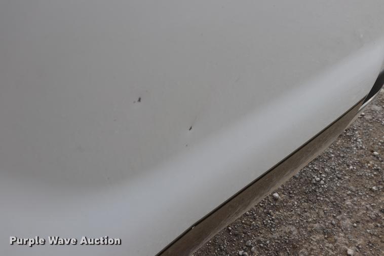 image for item EC9283 2010 Ford F350 Super Duty Crew Cab pickup truck