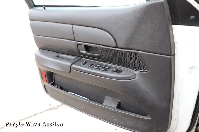 image for item EC9284 2005 Ford Crown Victoria Police Interceptor