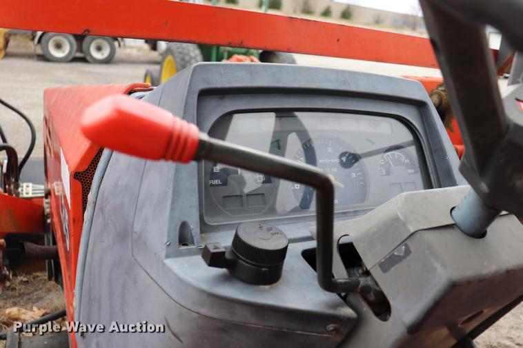 image for item EC9286 Kubota L35 tractor