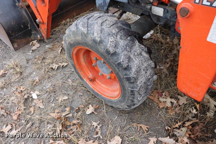 image for item EC9286 Kubota L35 tractor