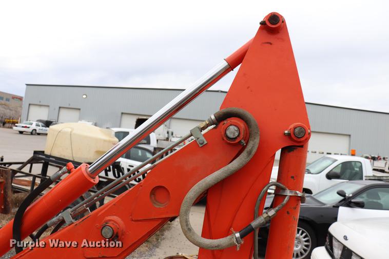 image for item EC9286 Kubota L35 tractor