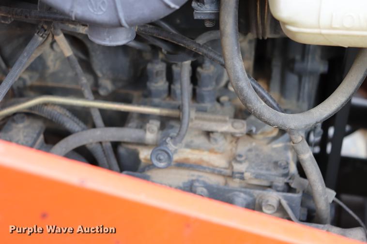 image for item EC9286 Kubota L35 tractor