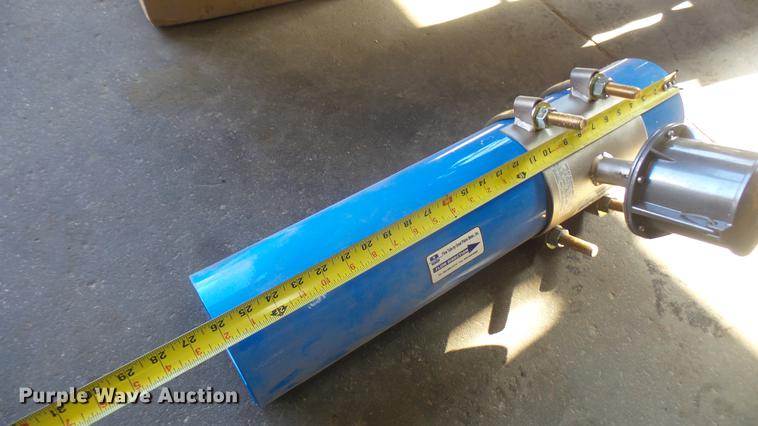 image for item ED9086 Great Plains flow meter