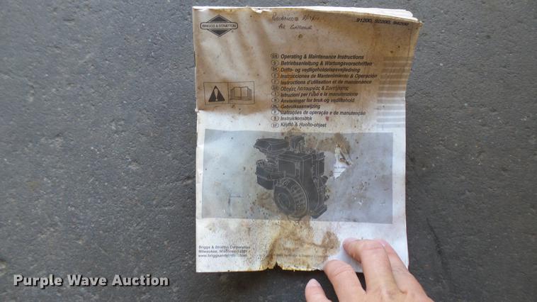 image for item ED9087 Briggs & Stratton gas engine