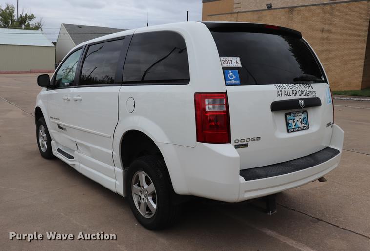 image for item ED9632 2010 Dodge Caravan handicap accessible van