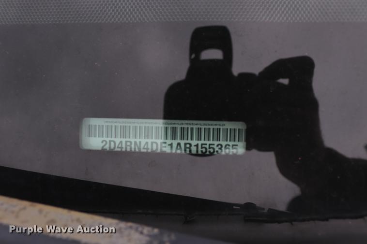 image for item ED9632 2010 Dodge Caravan handicap accessible van