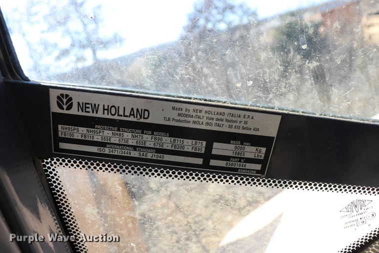 image for item ED9743 1999 New Holland 675 backhoe