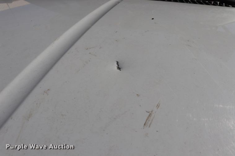 image for item ED9745 2006 Ford F350 Super Duty flatbed pickup truck