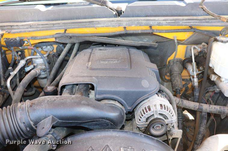 image for item ED9748 2009 Chevrolet Silverado 2500HD Crew Cab pickup truck