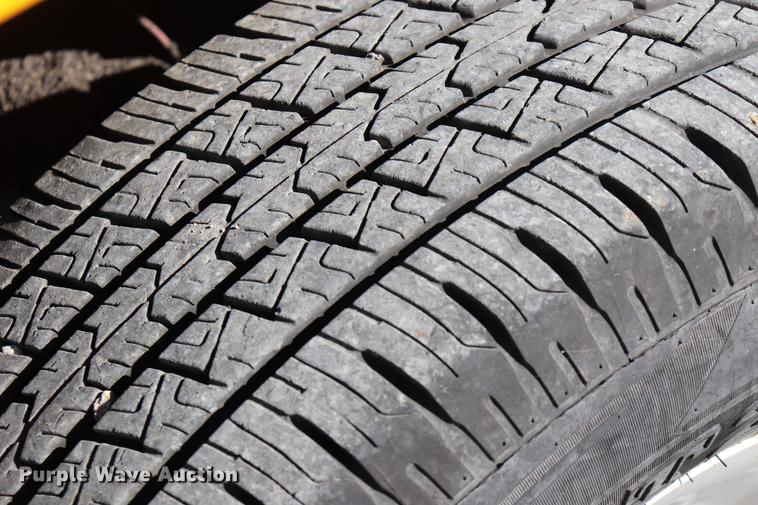 image for item ED9748 2009 Chevrolet Silverado 2500HD Crew Cab pickup truck