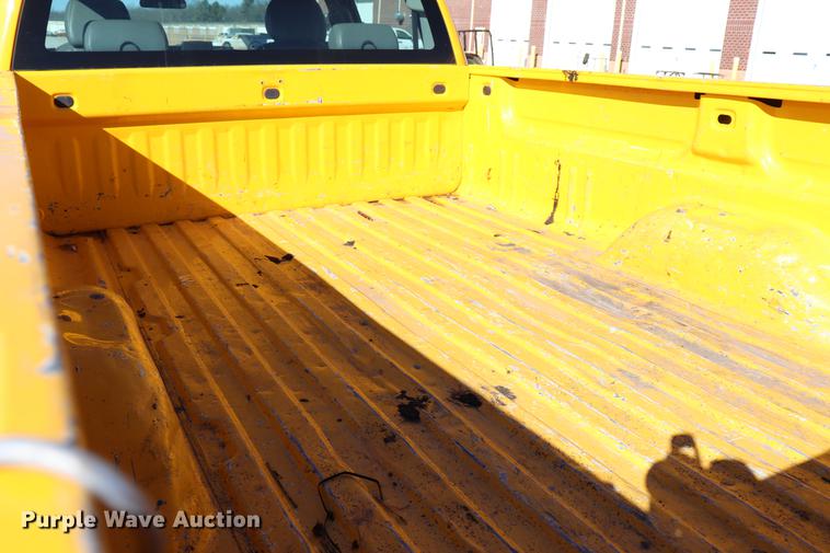 image for item ED9748 2009 Chevrolet Silverado 2500HD Crew Cab pickup truck