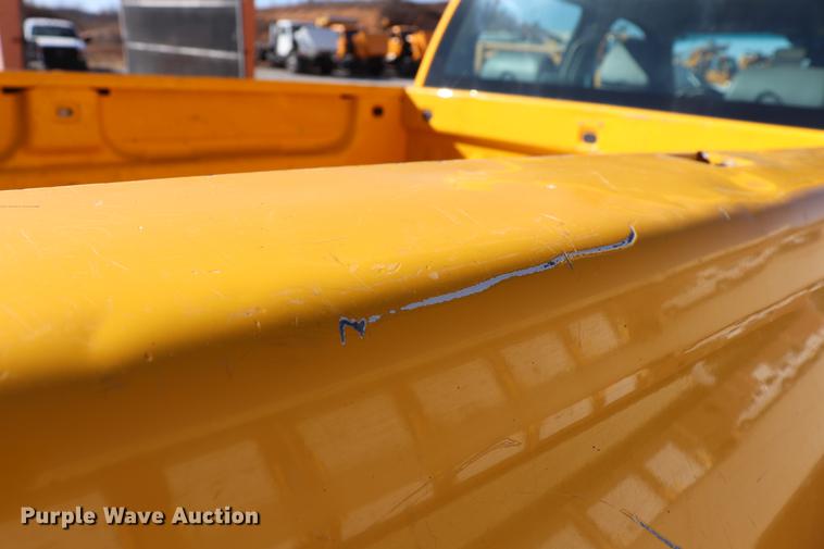 image for item ED9748 2009 Chevrolet Silverado 2500HD Crew Cab pickup truck