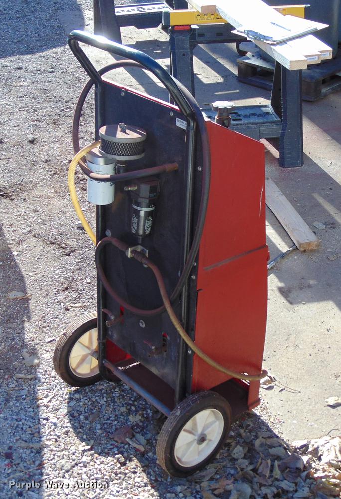 image for item EE9308 Robinair air conditioner flush machine