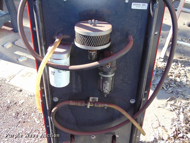 image for item EE9308 Robinair air conditioner flush machine