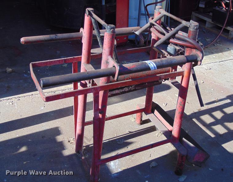 image for item EE9311 Strut spreader