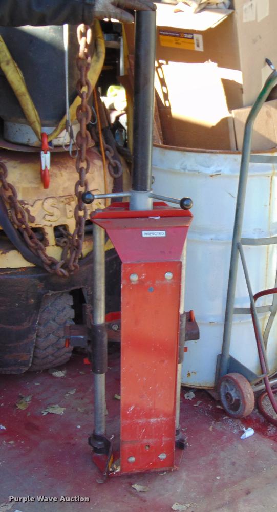 image for item EE9314 Strut compressor